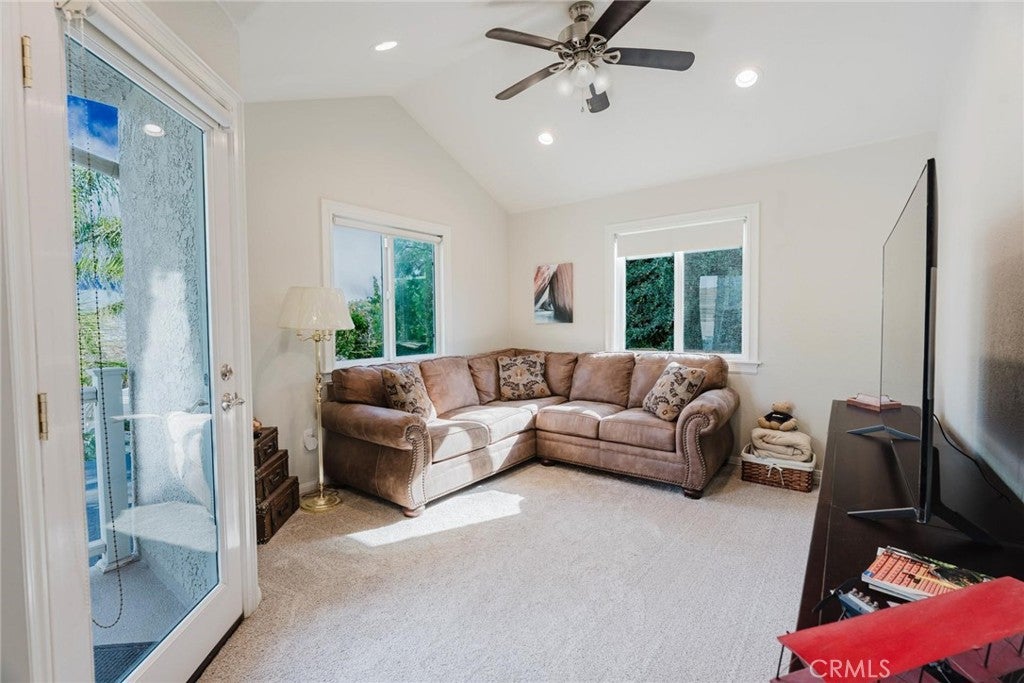 Santa Clarita, California, 91350, United States, 6 Bedrooms Bedrooms, ,5 BathroomsBathrooms,Residential,Active,2006901