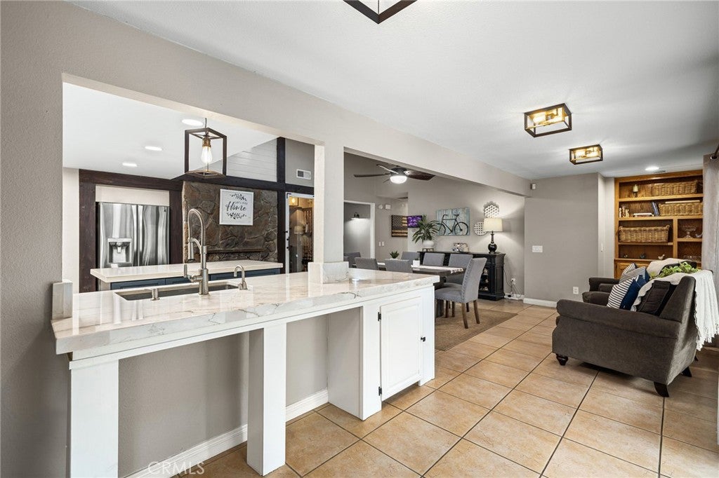 La Verne, California, 91750, United States, 4 Bedrooms Bedrooms, ,2 BathroomsBathrooms,Residential,Active,1961967