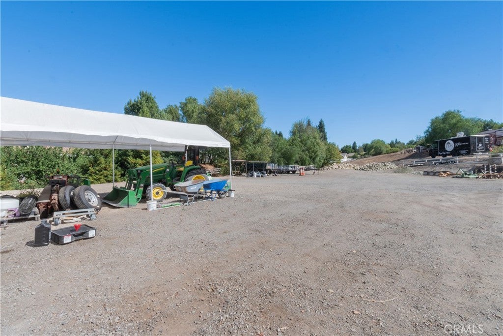 Paso Robles, California, 93446, United States, 4 Bedrooms Bedrooms, ,2 BathroomsBathrooms,Residential,Active,1929671