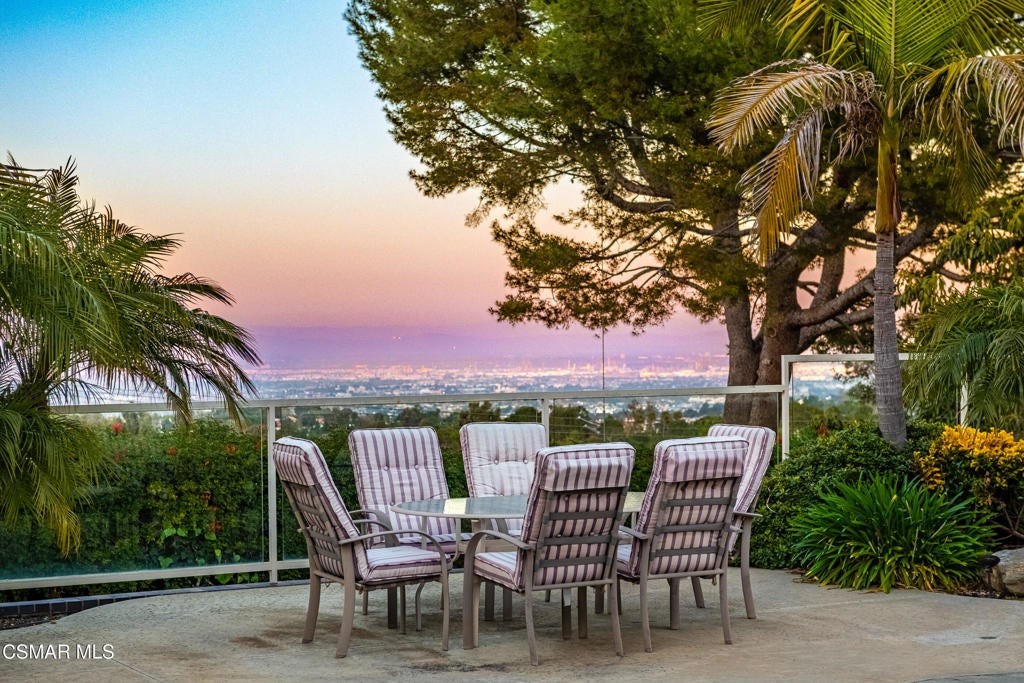 Rolling Hills Estates, California, 90274, United States, 5 Bedrooms Bedrooms, ,3 BathroomsBathrooms,Residential,Active,1944461