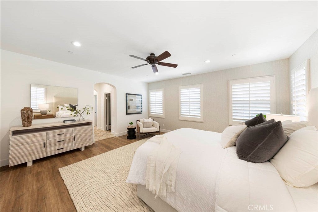 San Clemente, California, 92673, United States, 6 Bedrooms Bedrooms, ,5 BathroomsBathrooms,Residential,Active,1922275