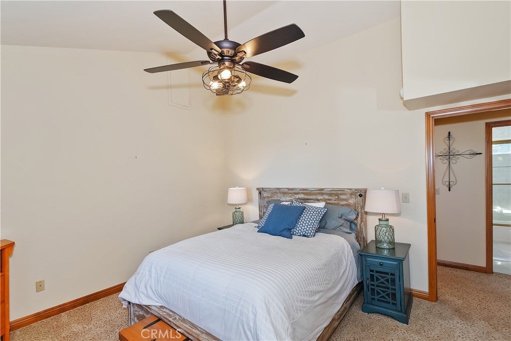 Lake Arrowhead, California, 92352, United States, 4 Bedrooms Bedrooms, ,3 BathroomsBathrooms,Residential,Active,1998581