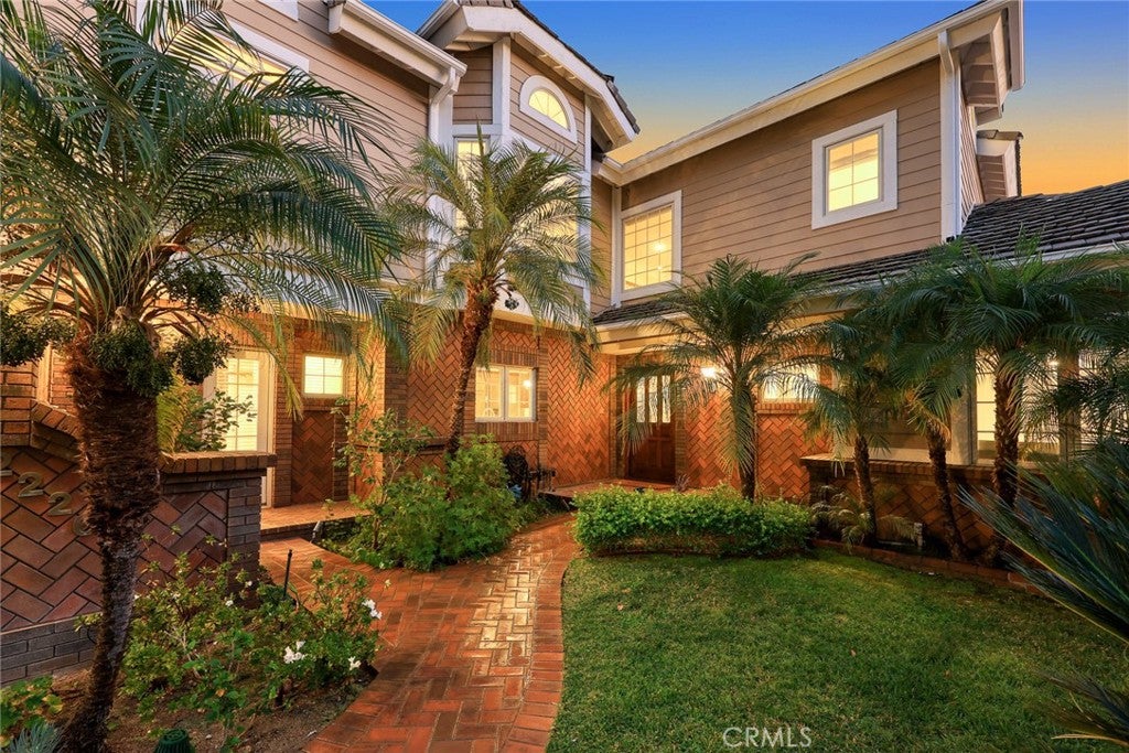 Arcadia, California, 91006, United States, 7 Bedrooms Bedrooms, ,8 BathroomsBathrooms,Residential,Active,1914824