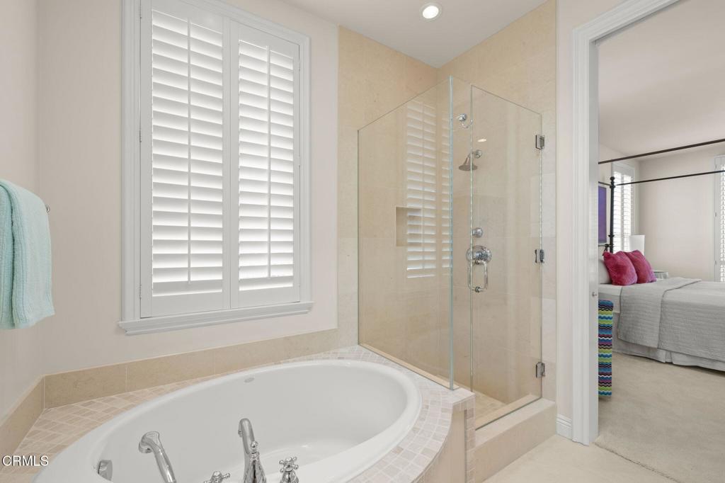 Oxnard, California, 93035, United States, 4 Bedrooms Bedrooms, ,6 BathroomsBathrooms,Residential,Active,1993670