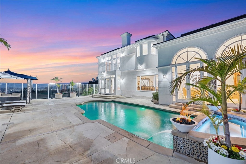 Glendale, California, 91206, United States, 5 Bedrooms Bedrooms, ,6 BathroomsBathrooms,Residential,Active,1941392