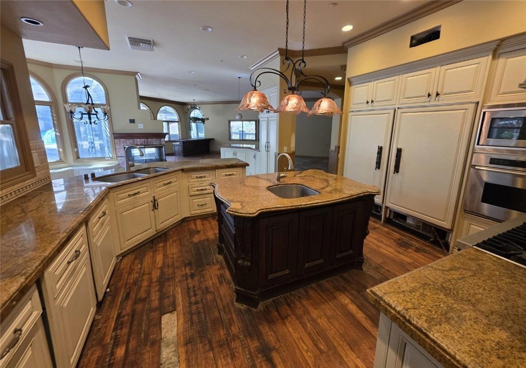 Trabuco Canyon, California, 92679, United States, 6 Bedrooms Bedrooms, ,7 BathroomsBathrooms,Residential,Active,1998764