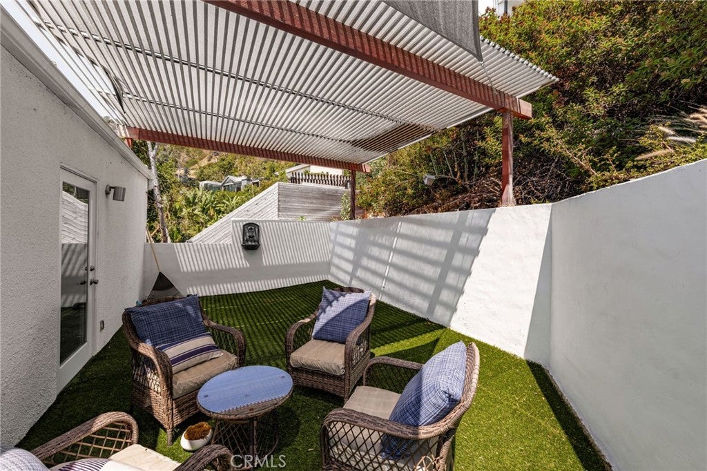 West Hollywood, California, 90069, United States, 3 Bedrooms Bedrooms, ,4 BathroomsBathrooms,Residential,Active,1922666