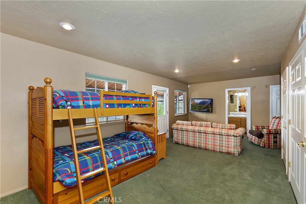 Lake Arrowhead, California, 92352, United States, ,5 BathroomsBathrooms,Residential,Active,1781875