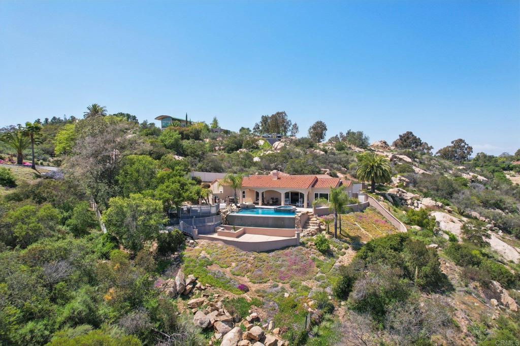 Fallbrook, California, 92028, United States, 3 Bedrooms Bedrooms, ,2 BathroomsBathrooms,Residential,Pending,1929395