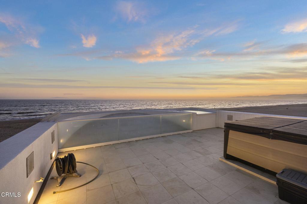 Oxnard, California, 93035, United States, 4 Bedrooms Bedrooms, ,5 BathroomsBathrooms,Residential,Active,1904736