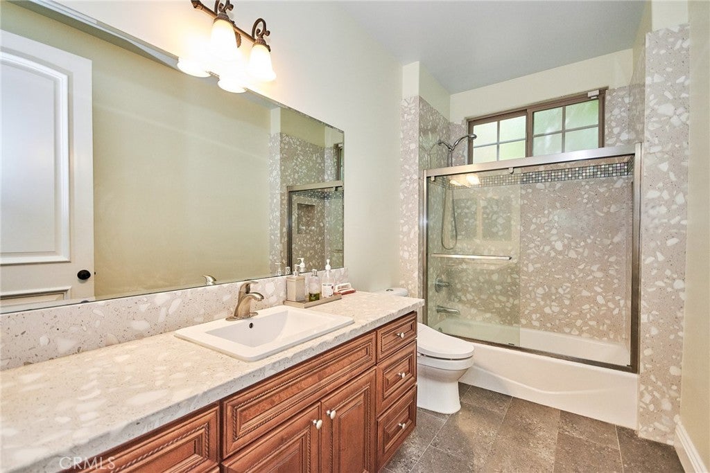 Alhambra, California, 91801, United States, 4 Bedrooms Bedrooms, ,4 BathroomsBathrooms,Residential,Active,1934800