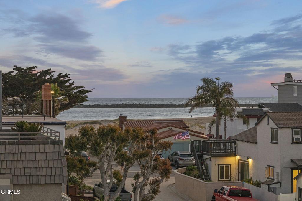 Oxnard, California, 93035, United States, ,3 BathroomsBathrooms,Residential,Active,1894775