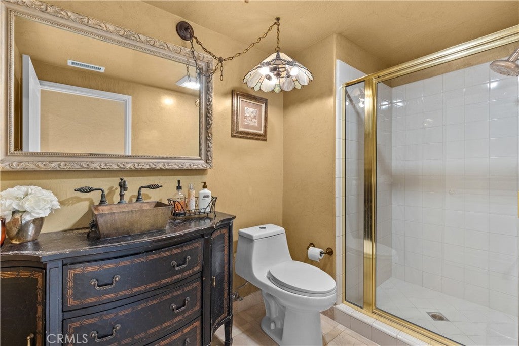 Porter Ranch, California, 91326, United States, 4 Bedrooms Bedrooms, ,4 BathroomsBathrooms,Residential,Active,1989767