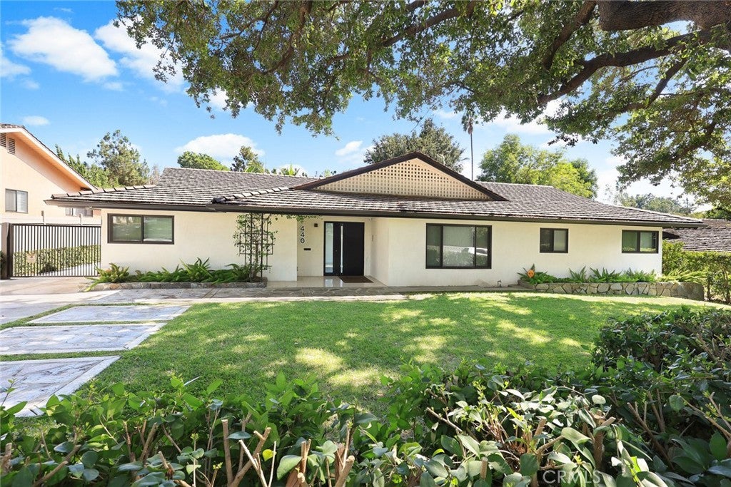 San Marino, California, 91108, United States, 4 Bedrooms Bedrooms, ,4 BathroomsBathrooms,Residential,Active,1909089