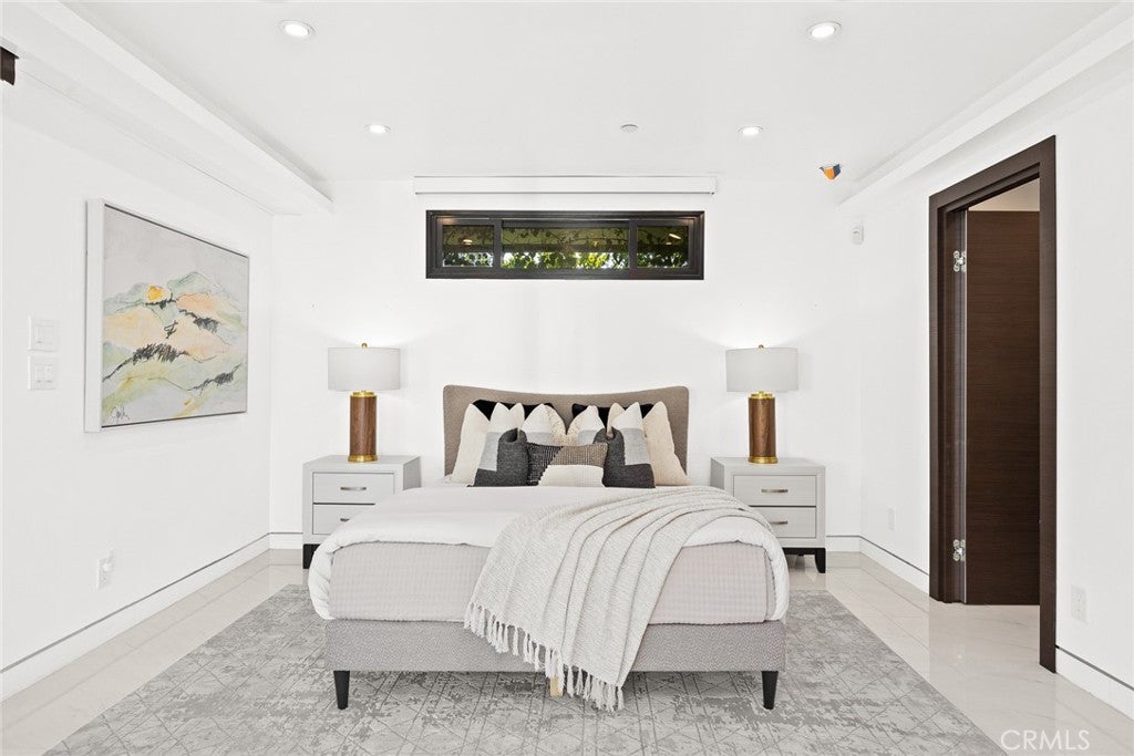San Marino, California, 91108, United States, 4 Bedrooms Bedrooms, ,4 BathroomsBathrooms,Residential,Active,1909089