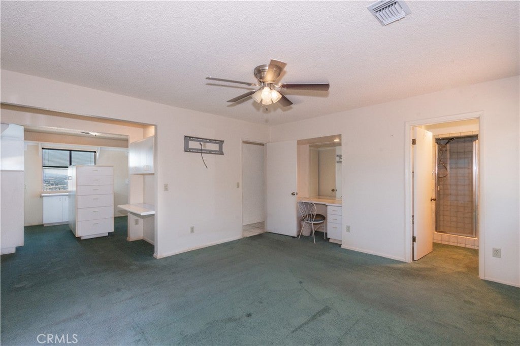 Paso Robles, California, 93446, United States, 3 Bedrooms Bedrooms, ,4 BathroomsBathrooms,Residential,Active,1970943