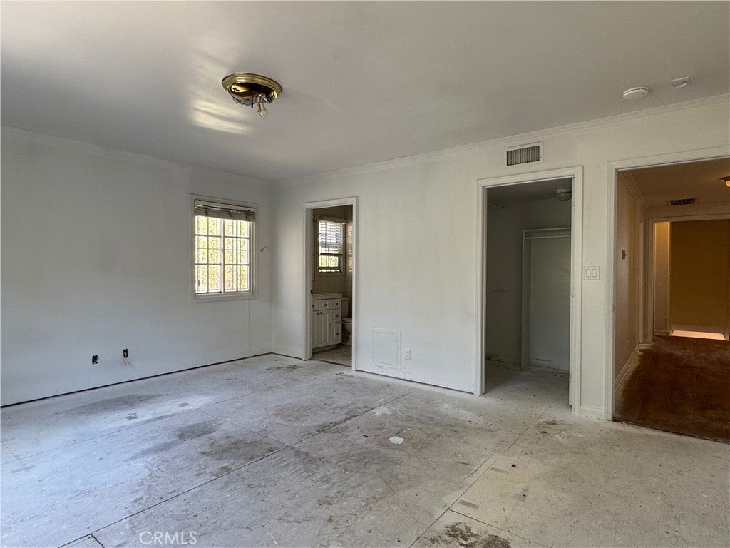 Los Angeles, California, 90036, United States, 5 Bedrooms Bedrooms, ,4 BathroomsBathrooms,Residential,Active,1952991