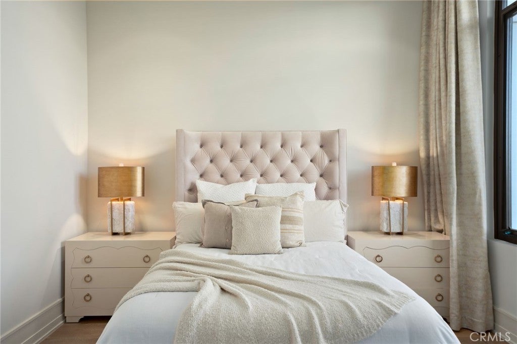 Newport Beach, California, 92660, United States, 2 Bedrooms Bedrooms, ,3 BathroomsBathrooms,Residential,Active,2009419