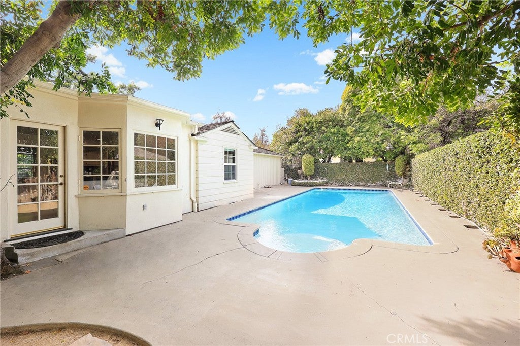 San Marino, California, 91108, United States, 4 Bedrooms Bedrooms, ,3 BathroomsBathrooms,Residential,Active,1993951