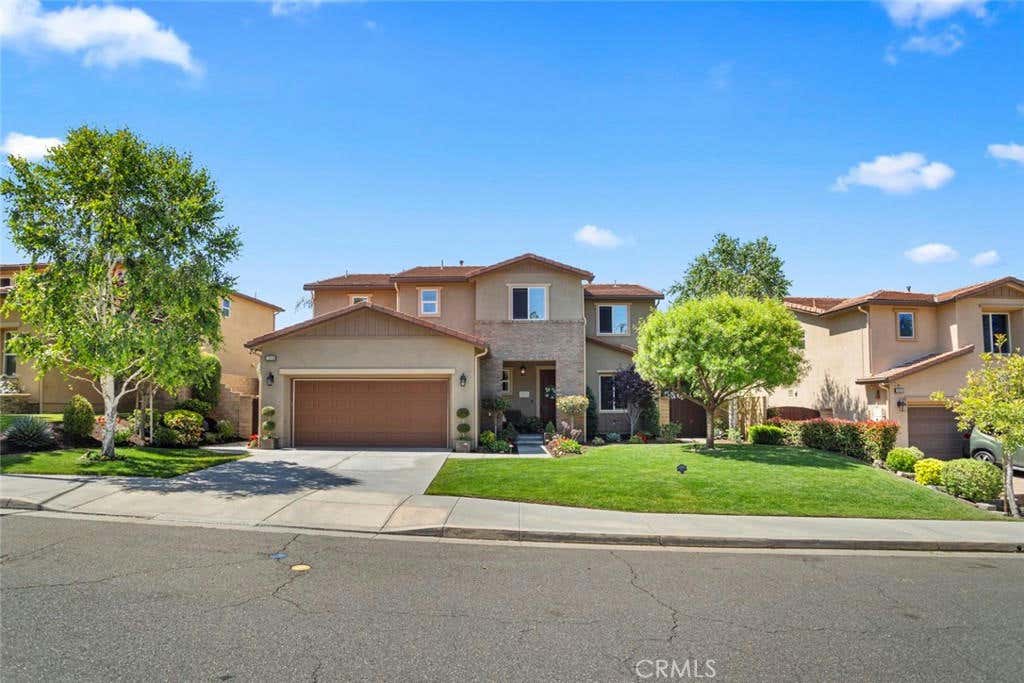 19316 GRAHAM LN, SAUGUS, CA 91350, photo 1 of 43