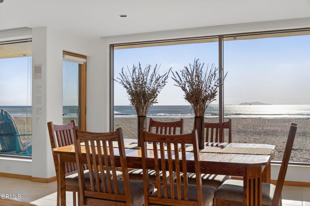 Oxnard, California, 93035, United States, 5 Bedrooms Bedrooms, ,5 BathroomsBathrooms,Residential,Active,2015816