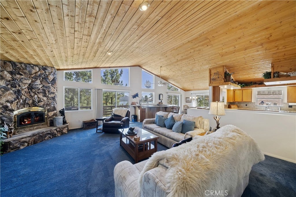 Big Bear Lake, California, 92315, United States, 4 Bedrooms Bedrooms, ,4 BathroomsBathrooms,Residential,Active,1858708
