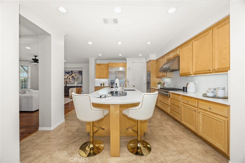 Monterey Park, California, 91754, United States, 5 Bedrooms Bedrooms, ,5 BathroomsBathrooms,Residential,Active,1988440