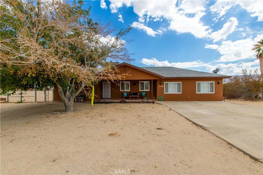 74837 DIAMOND BAR RD, 29 PALMS, CA 92277, photo 1 of 46