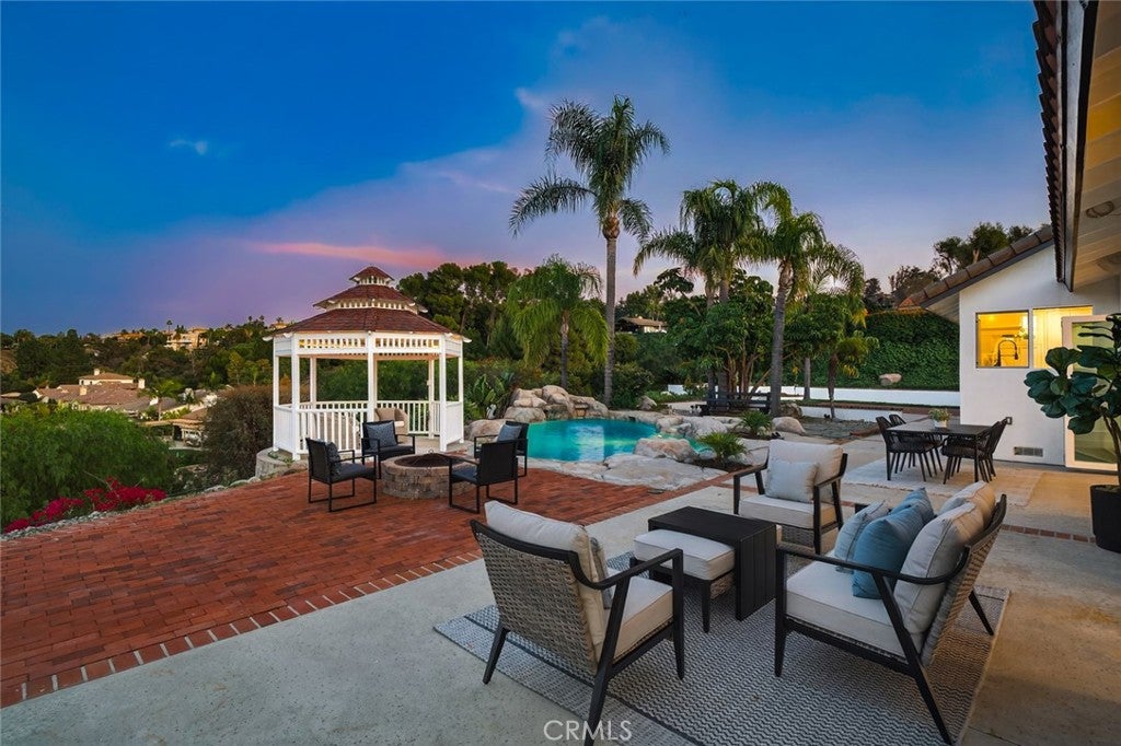 Anaheim, California, 92807, United States, 4 Bedrooms Bedrooms, ,3 BathroomsBathrooms,Residential,Active,1990042