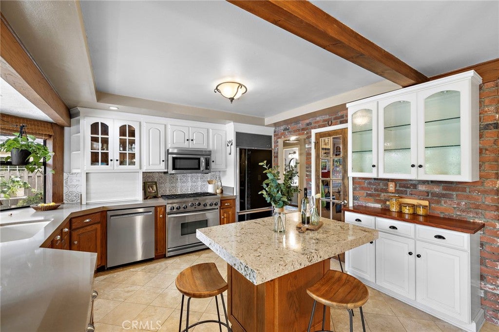 Laguna Niguel, California, 92677, United States, 4 Bedrooms Bedrooms, ,2 BathroomsBathrooms,Residential,Active,1992283