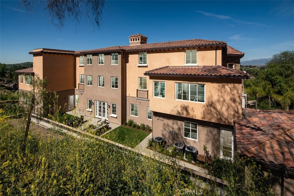 Diamond Bar, California, 91765, United States, 6 Bedrooms Bedrooms, ,7 BathroomsBathrooms,Residential,Active,1898223