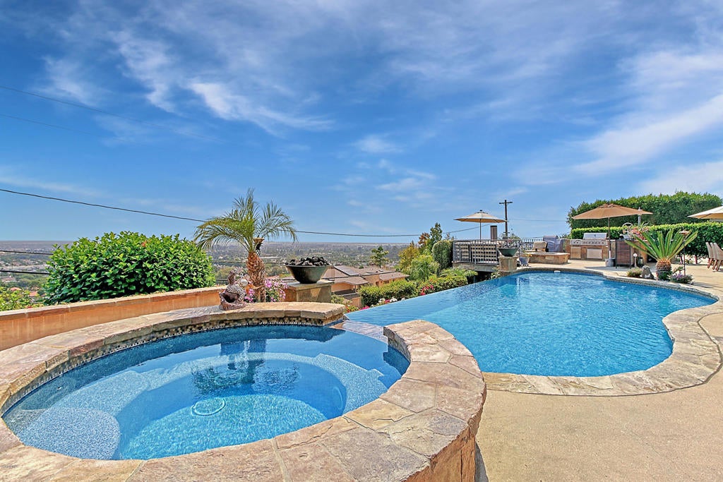 Ventura, California, 93003, United States, 4 Bedrooms Bedrooms, ,4 BathroomsBathrooms,Residential,Active,1944051