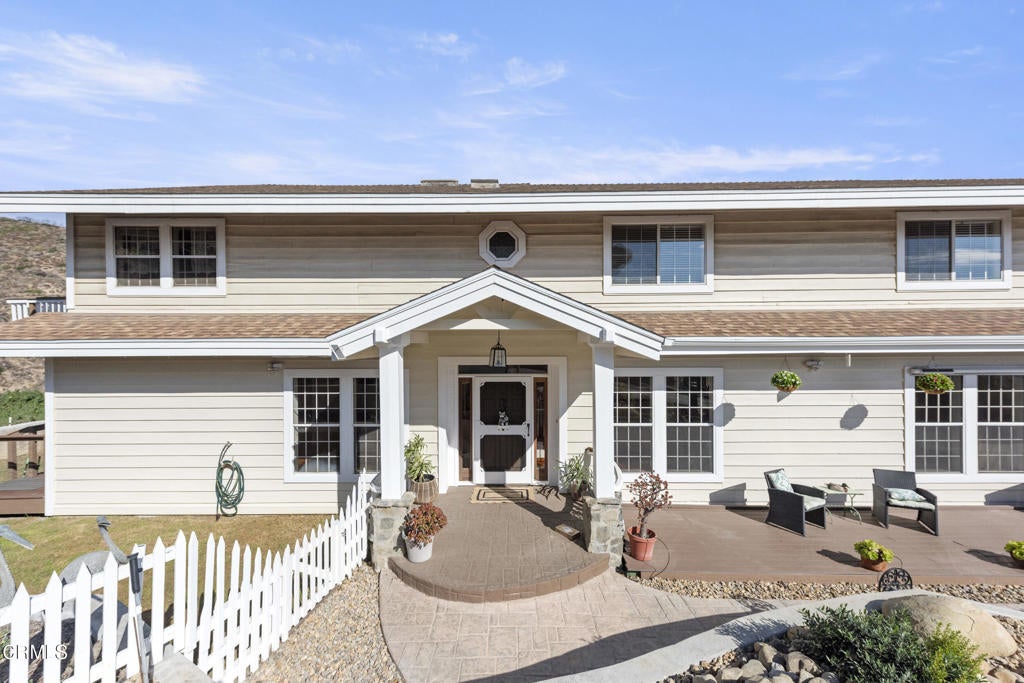 Camarillo, California, 93010, United States, 6 Bedrooms Bedrooms, ,4 BathroomsBathrooms,Residential,Active,1953410