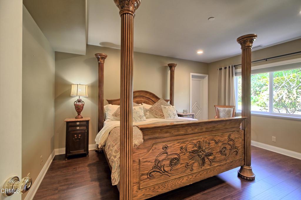 Ventura, California, 93003, United States, 4 Bedrooms Bedrooms, ,5 BathroomsBathrooms,Residential,Active,1944269