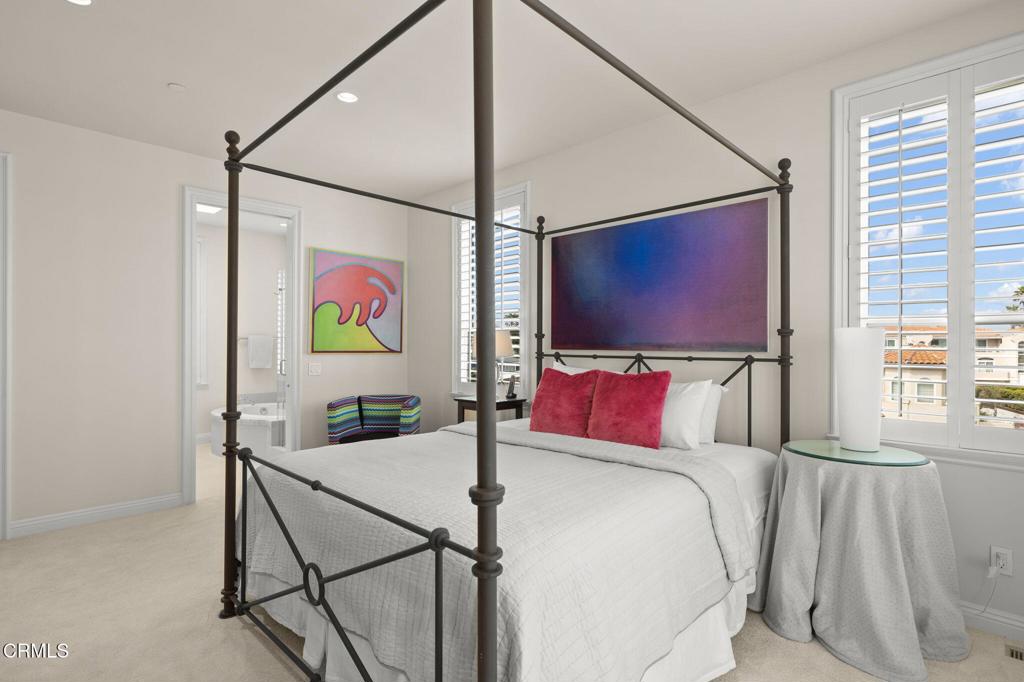 Oxnard, California, 93035, United States, 4 Bedrooms Bedrooms, ,6 BathroomsBathrooms,Residential,Active,1993670