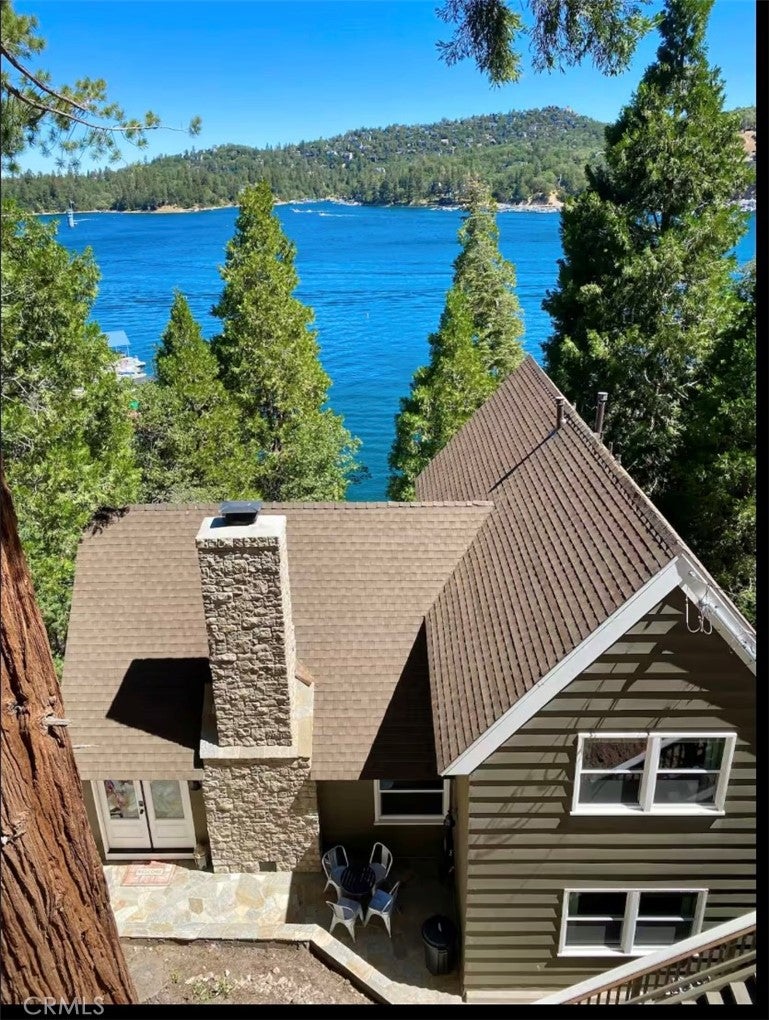 Lake Arrowhead, California, 92352, United States, 4 Bedrooms Bedrooms, ,3 BathroomsBathrooms,Residential,Active,1786792