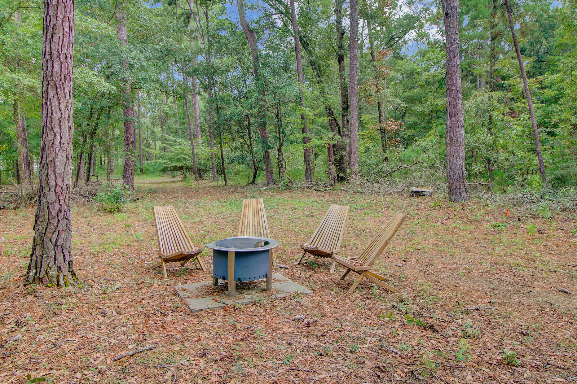 Ravenel, South Carolina, 29470, United States, 5 Bedrooms Bedrooms, ,3 BathroomsBathrooms,Residential,Active,1944033