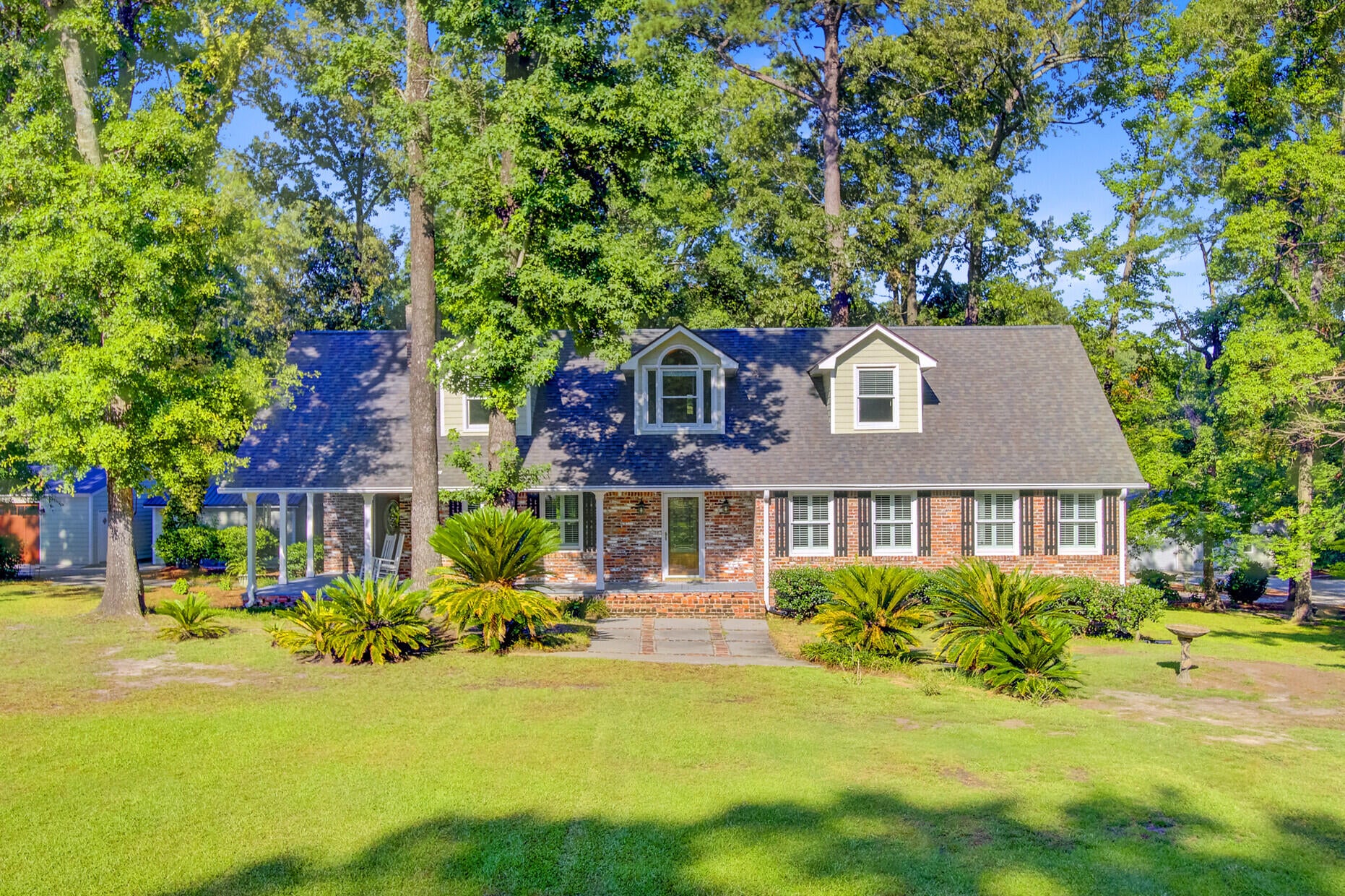Summerville, South Carolina, 29483, United States, 5 Bedrooms Bedrooms, ,4 BathroomsBathrooms,Residential,Active,1823957