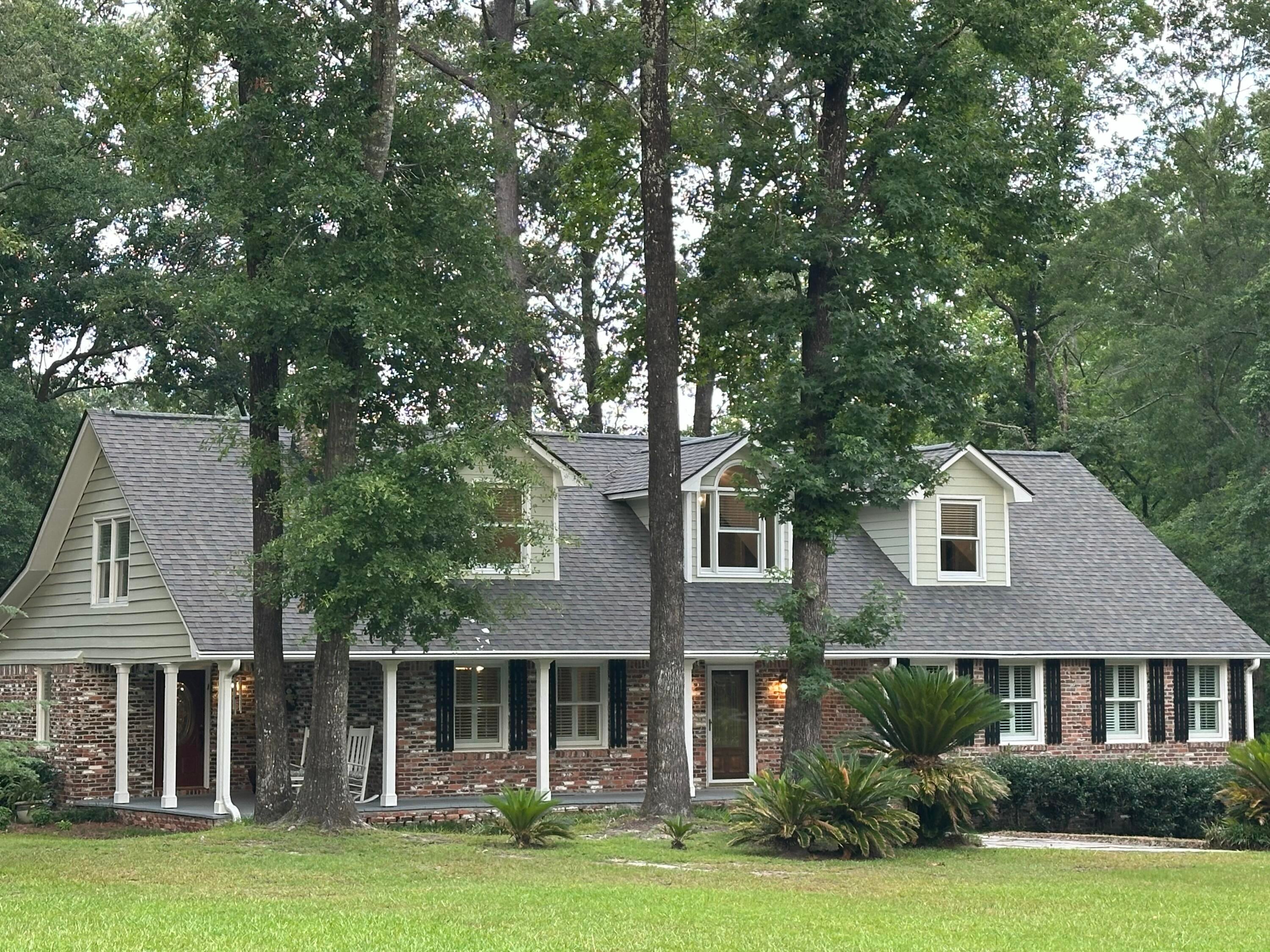 Summerville, South Carolina, 29483, United States, 5 Bedrooms Bedrooms, ,4 BathroomsBathrooms,Residential,Active,1823957