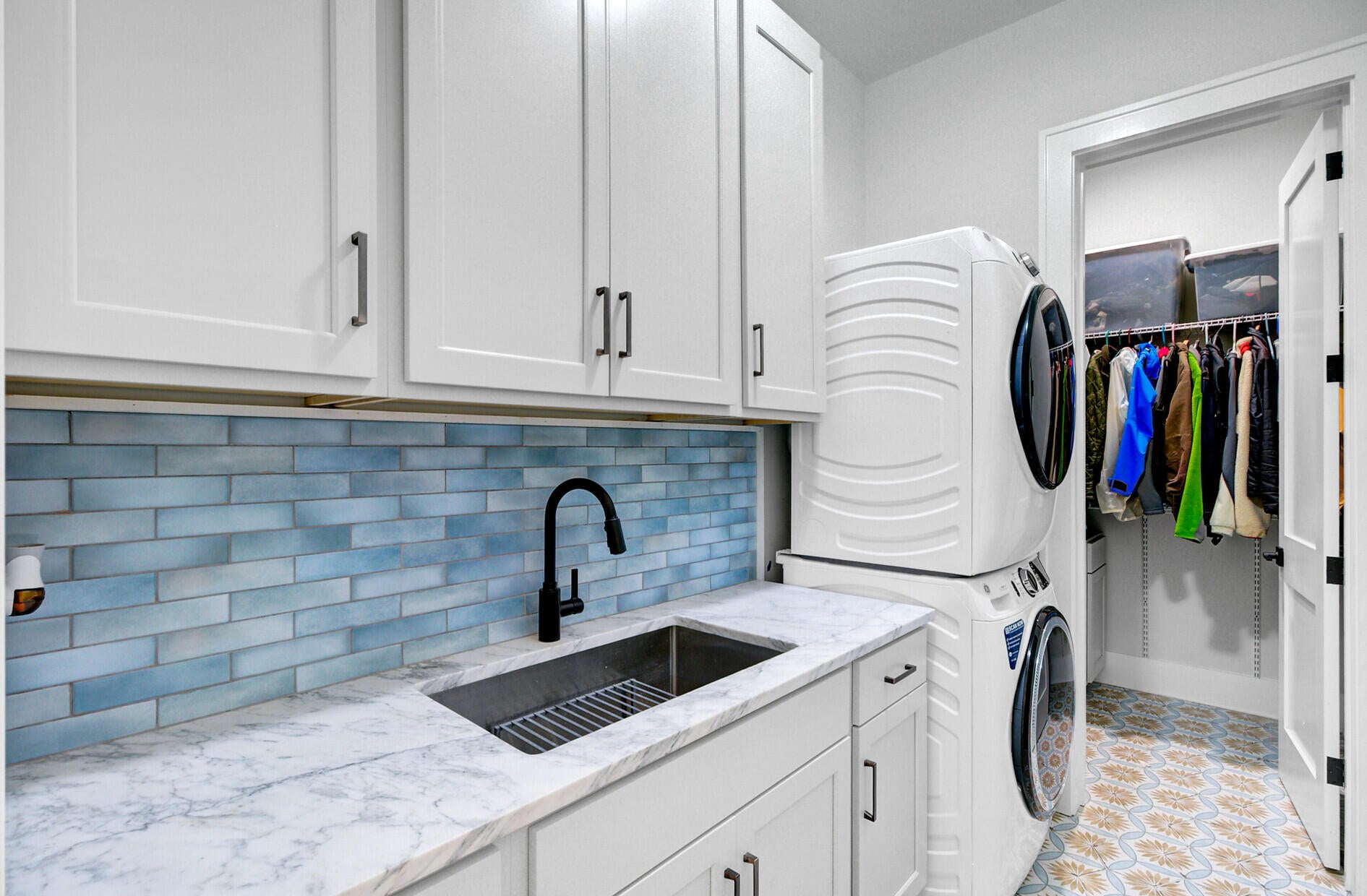 Johns Island, South Carolina, 29455, United States, 4 Bedrooms Bedrooms, ,4 BathroomsBathrooms,Residential,Active,1961948