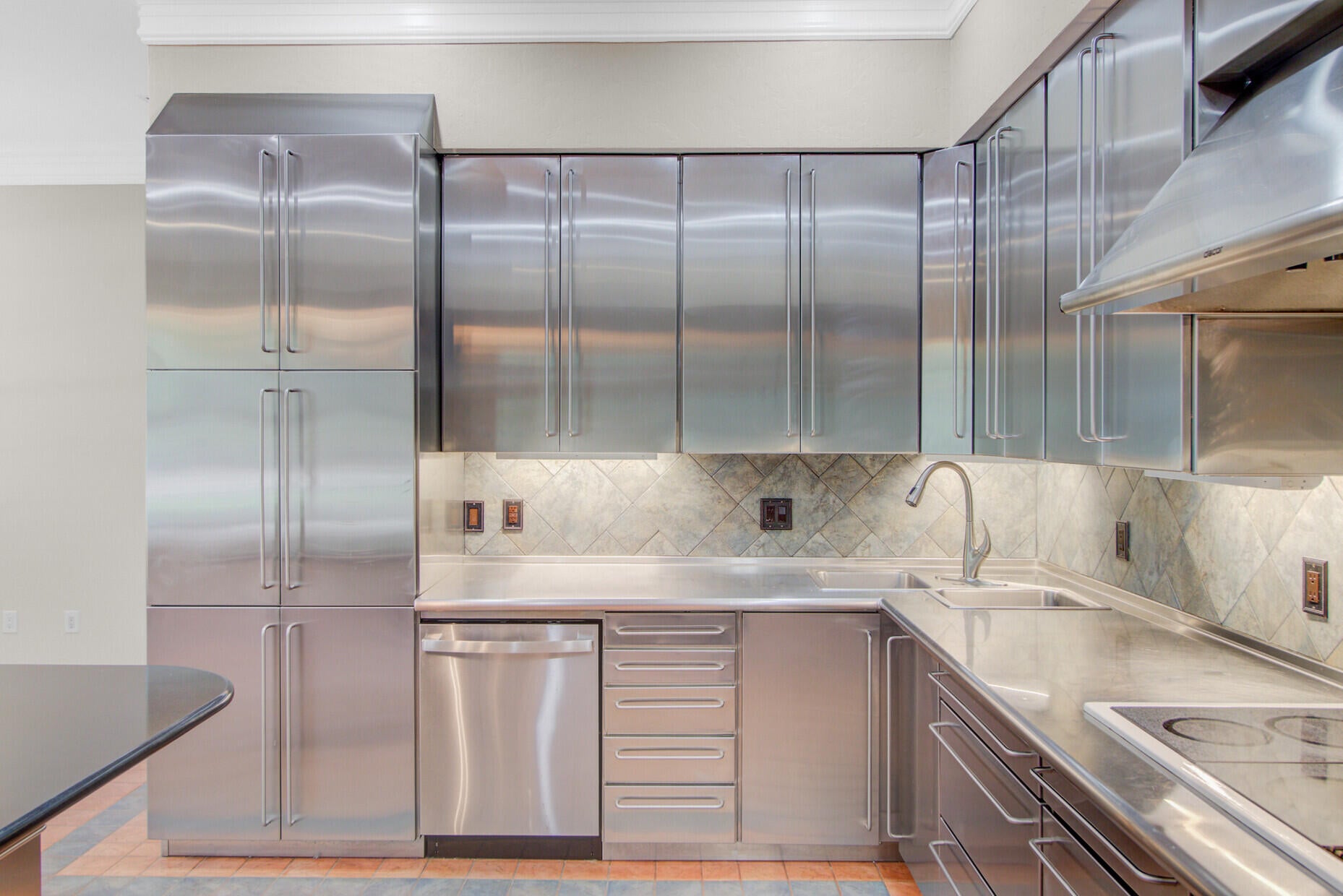 Summerville, South Carolina, 29483, United States, 6 Bedrooms Bedrooms, ,6 BathroomsBathrooms,Residential,Active,1913945