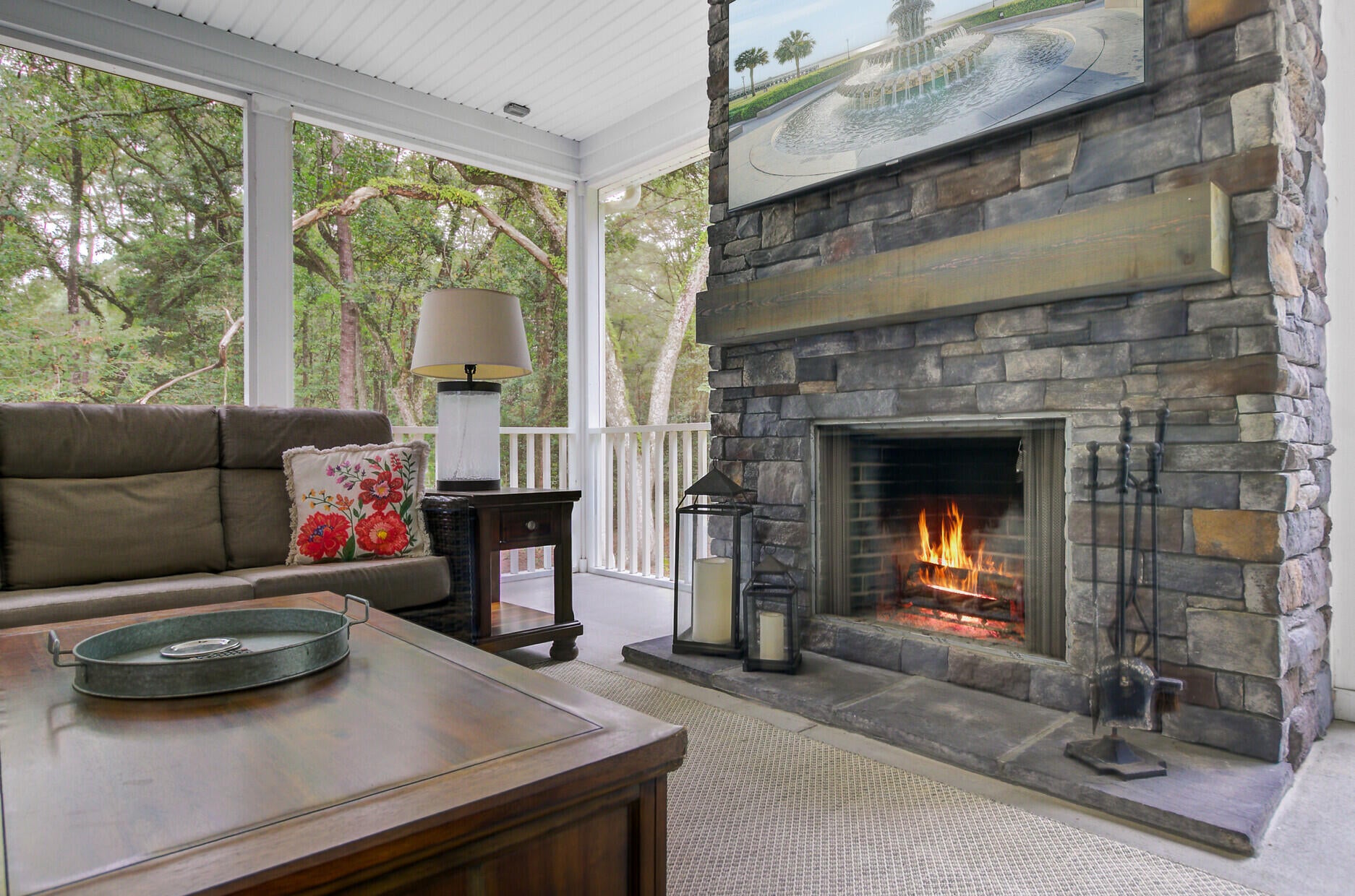 Ravenel, South Carolina, 29470, United States, 5 Bedrooms Bedrooms, ,3 BathroomsBathrooms,Residential,Active,1944033
