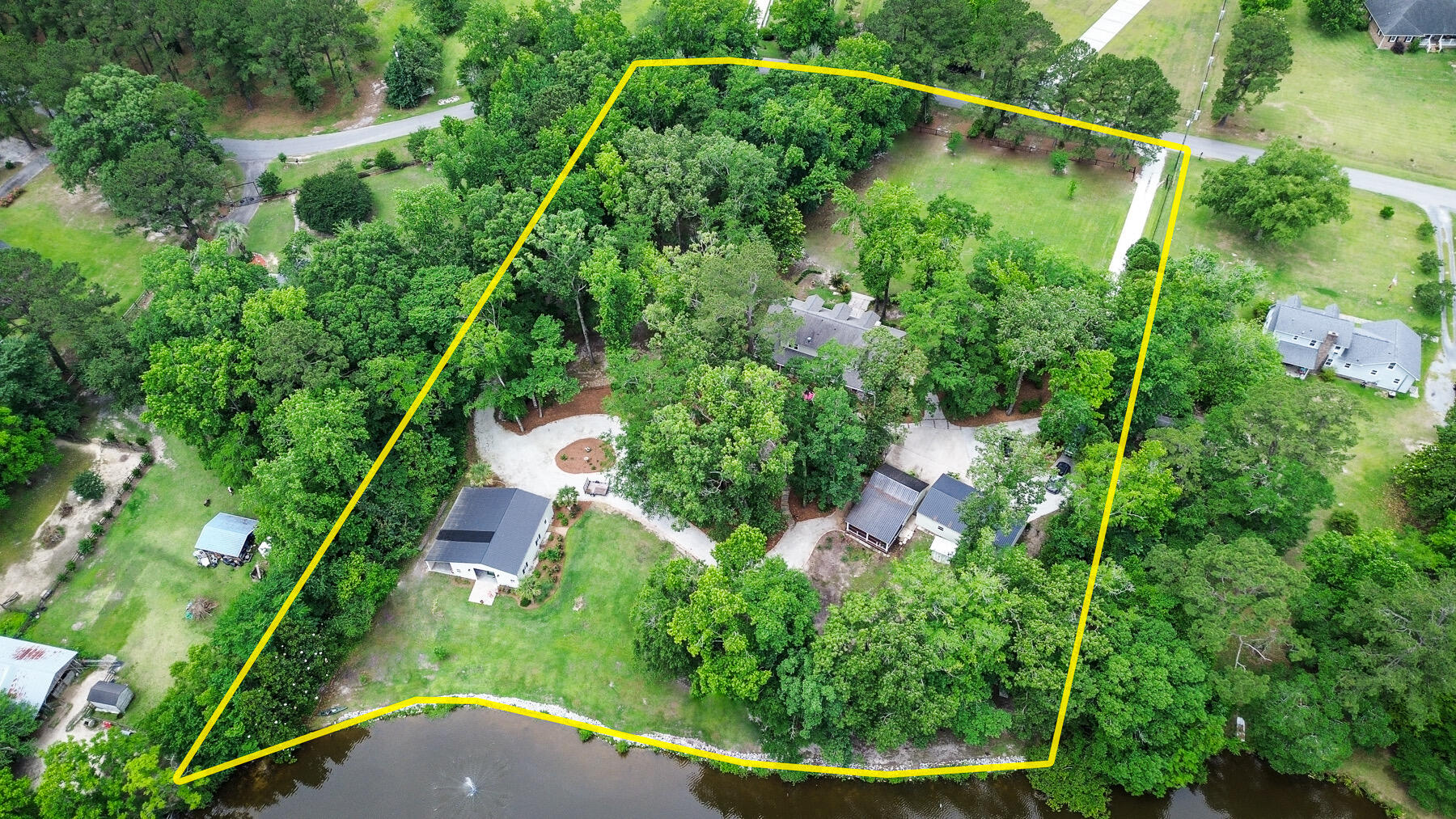Summerville, South Carolina, 29483, United States, 5 Bedrooms Bedrooms, ,4 BathroomsBathrooms,Residential,Active,1823957