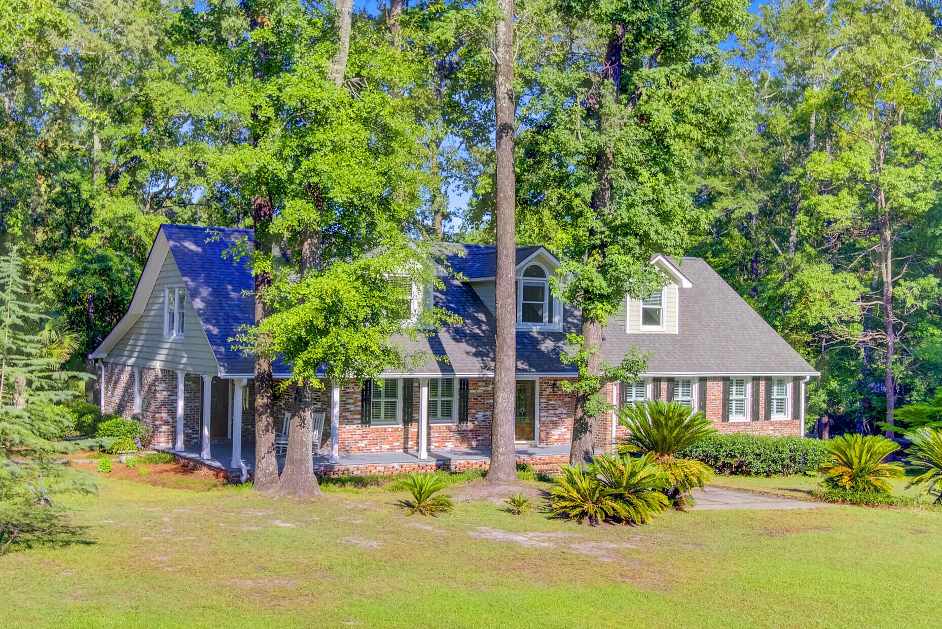Summerville, South Carolina, 29483, United States, 5 Bedrooms Bedrooms, ,4 BathroomsBathrooms,Residential,Active,1823957