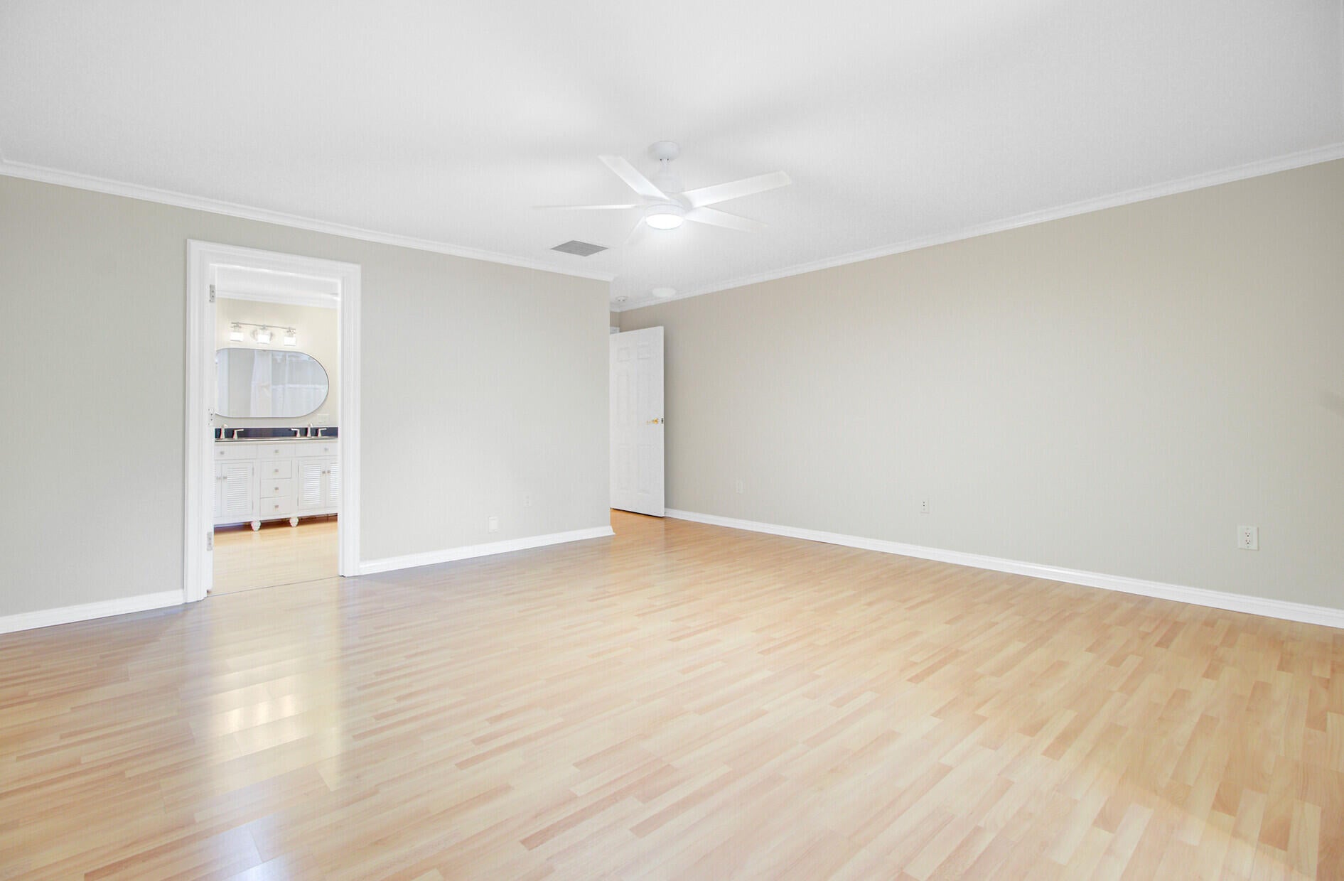 Summerville, South Carolina, 29483, United States, 6 Bedrooms Bedrooms, ,6 BathroomsBathrooms,Residential,Active,2007343