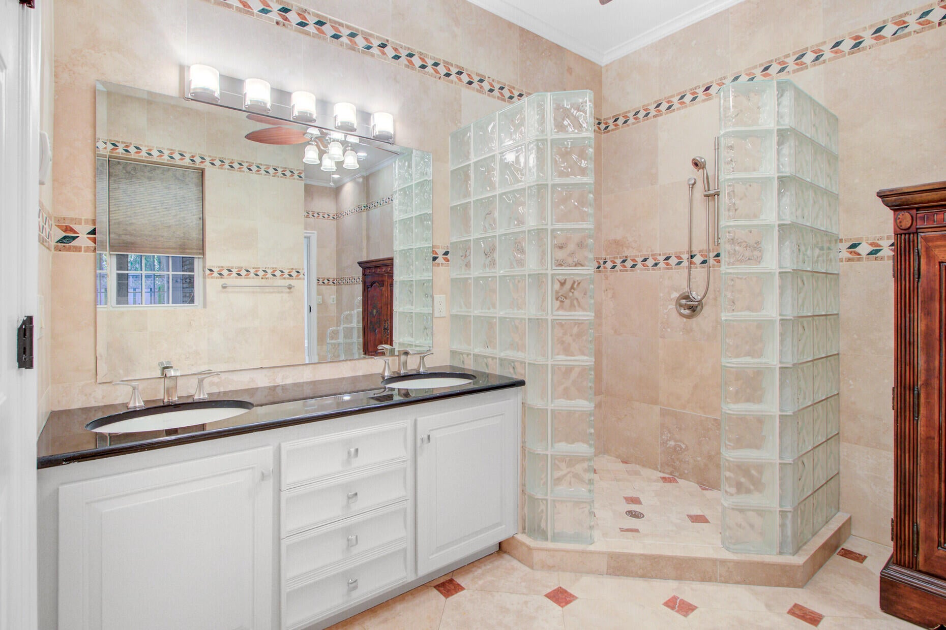 Summerville, South Carolina, 29483, United States, 6 Bedrooms Bedrooms, ,6 BathroomsBathrooms,Residential,Active,1913945