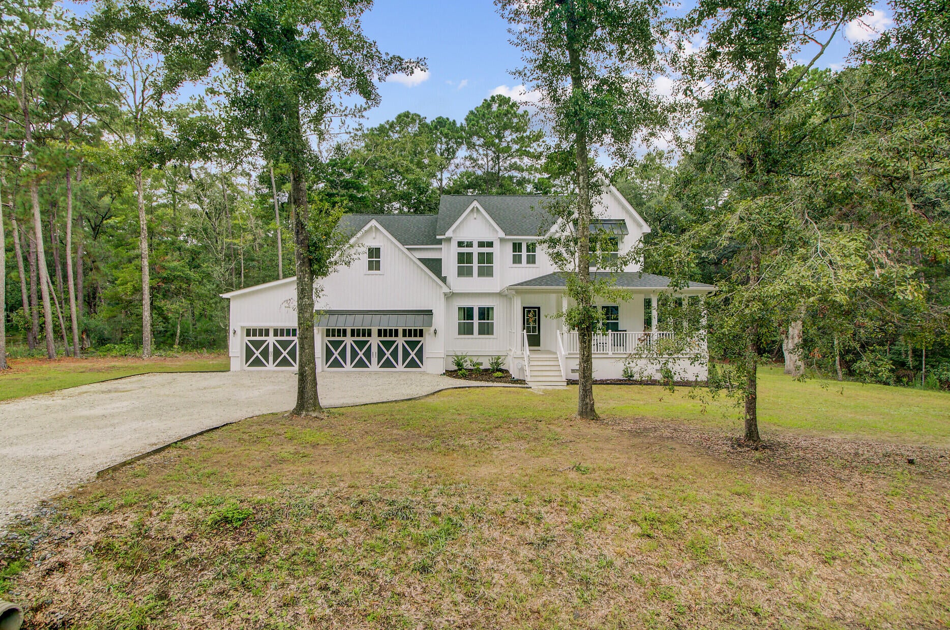 Ravenel, South Carolina, 29470, United States, 5 Bedrooms Bedrooms, ,3 BathroomsBathrooms,Residential,Active,1944033