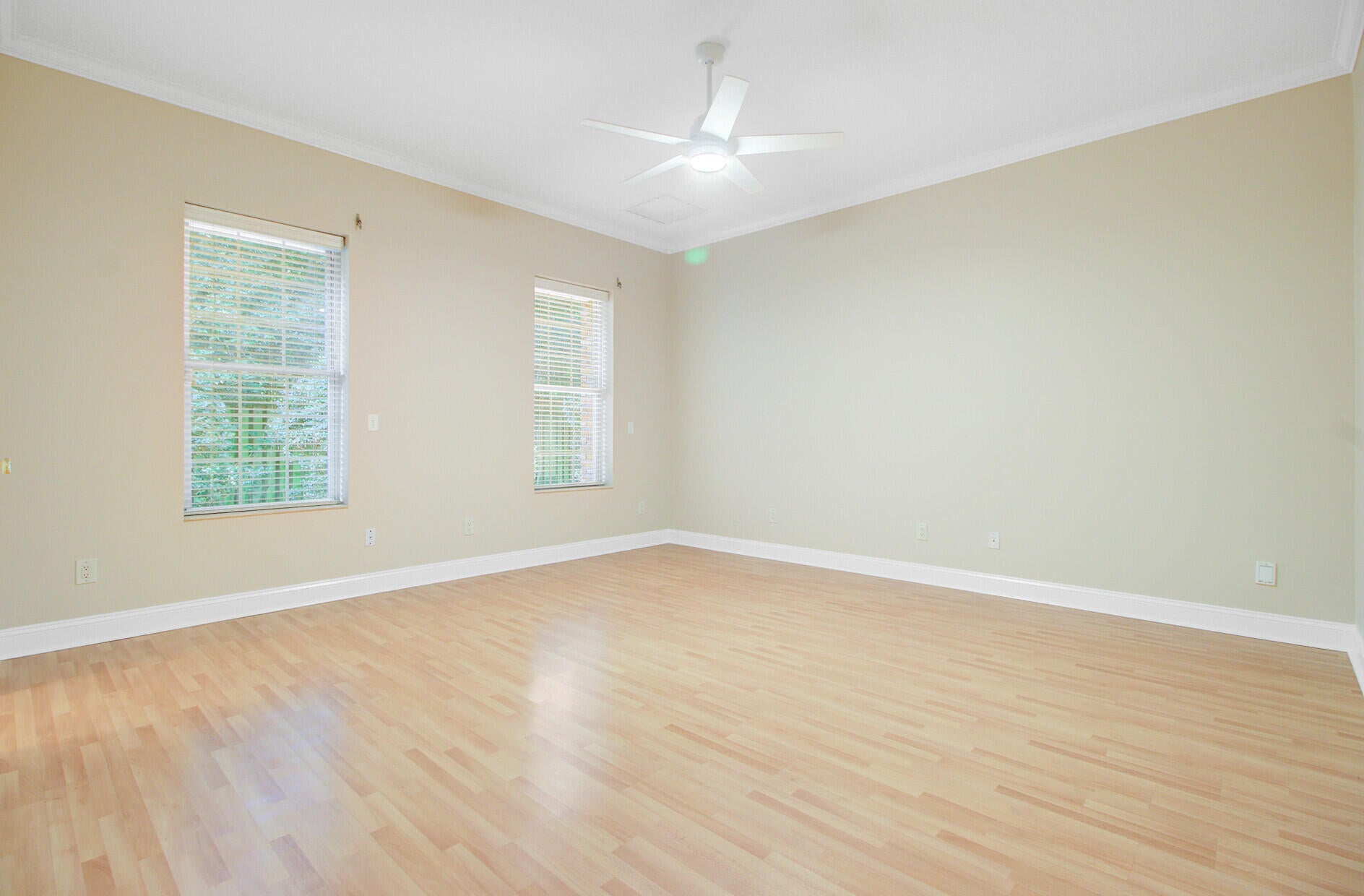 Summerville, South Carolina, 29483, United States, 6 Bedrooms Bedrooms, ,6 BathroomsBathrooms,Residential,Active,1913945