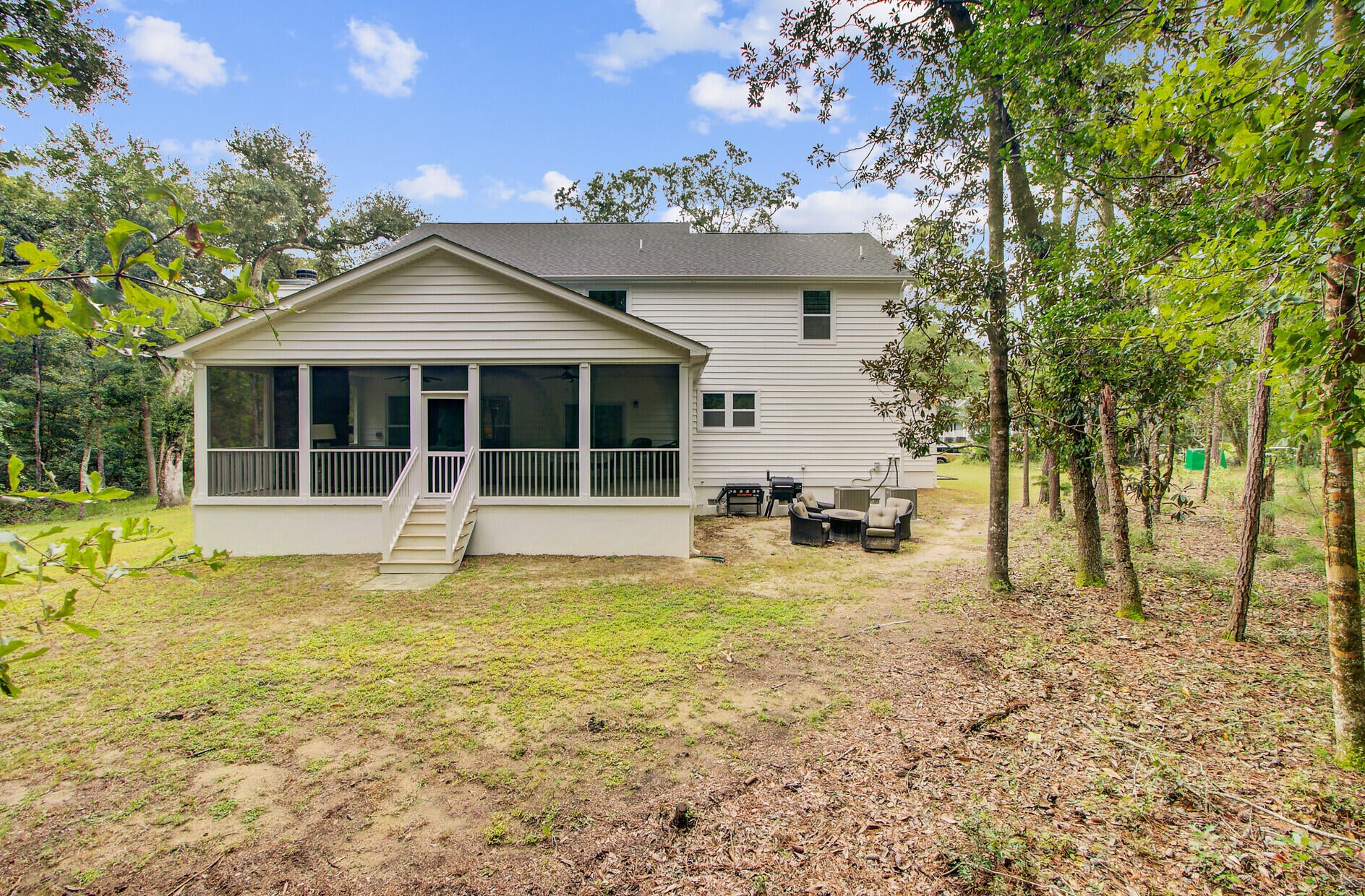 Ravenel, South Carolina, 29470, United States, 5 Bedrooms Bedrooms, ,3 BathroomsBathrooms,Residential,Active,1944033