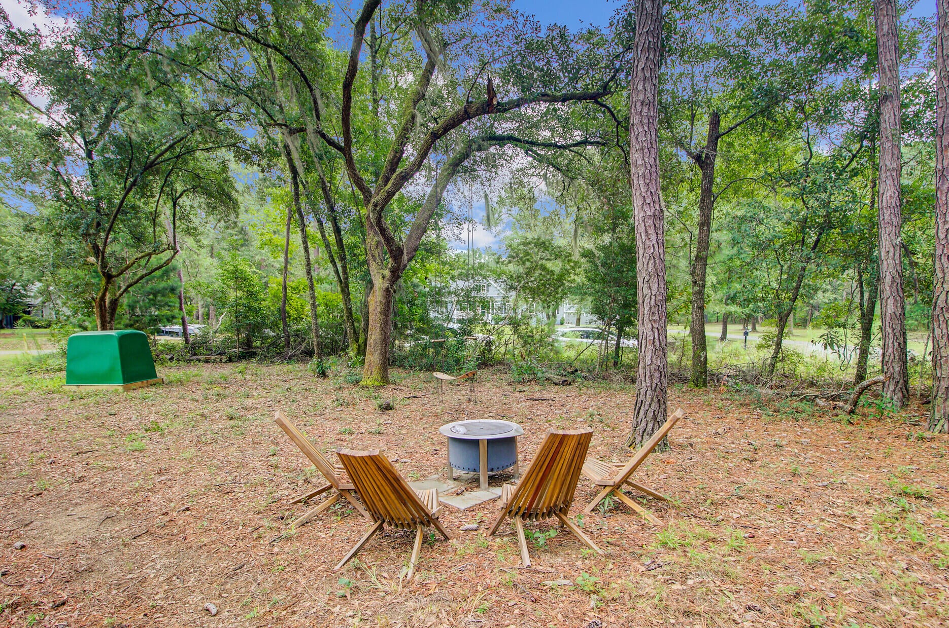 Ravenel, South Carolina, 29470, United States, 5 Bedrooms Bedrooms, ,3 BathroomsBathrooms,Residential,Active,1944033